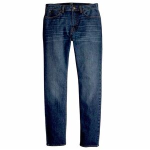 J. Crew Sutton Straight-Fit Jean in Dark Wash Size 32 x 34